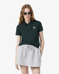 WOMEN'S REGULAR FIT PETIT PIQUÉ BADGE POLO SHIRT (Green • YZP)